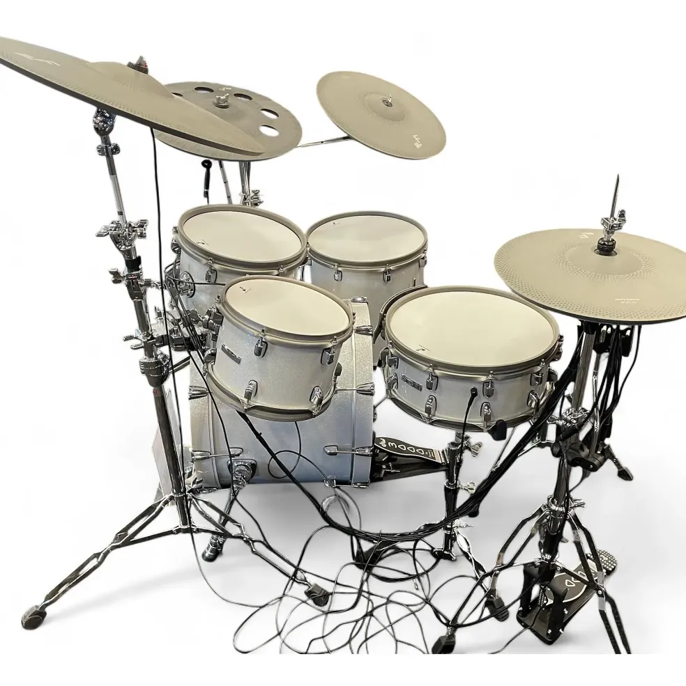 Used EFNOTE 7X White Sparkle Electric Drum Set