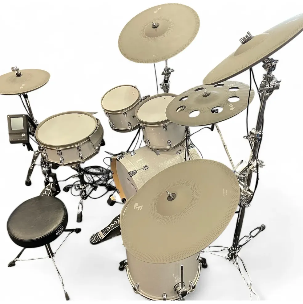 Used EFNOTE 7X White Sparkle Electric Drum Set