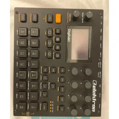 Used Elektron DIGITAKT Synthesizer