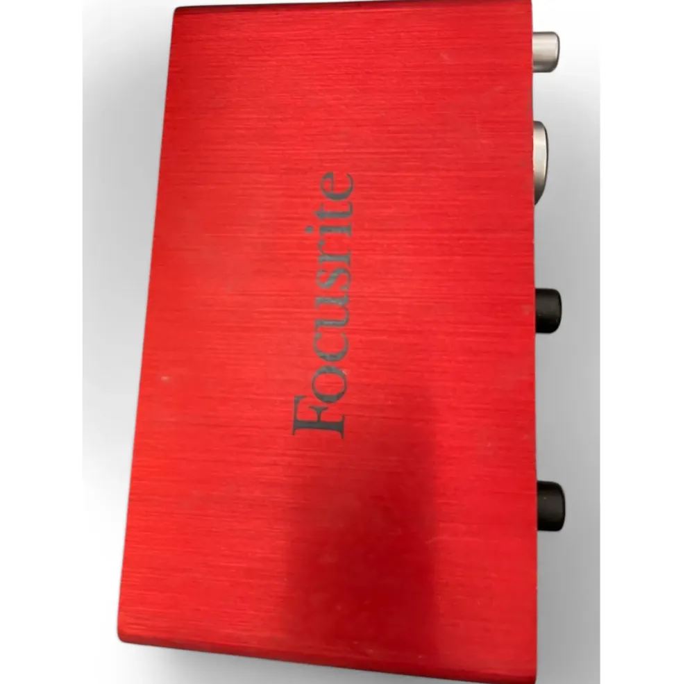 Used Focusrite Scarlett 2i2 Gen 2 Audio Interface