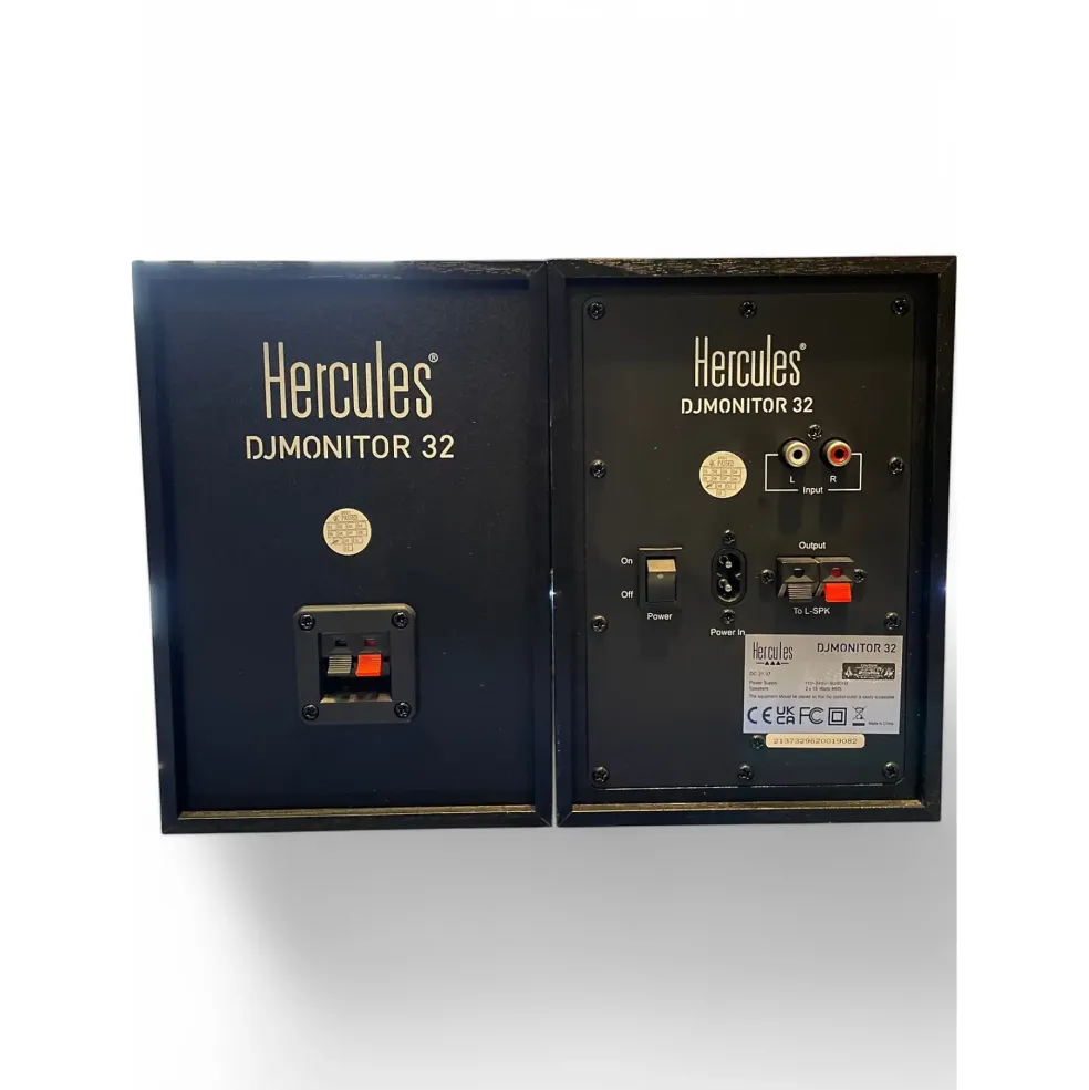 Used Hercules DJ djmonitor 32 pair Powered Monitor