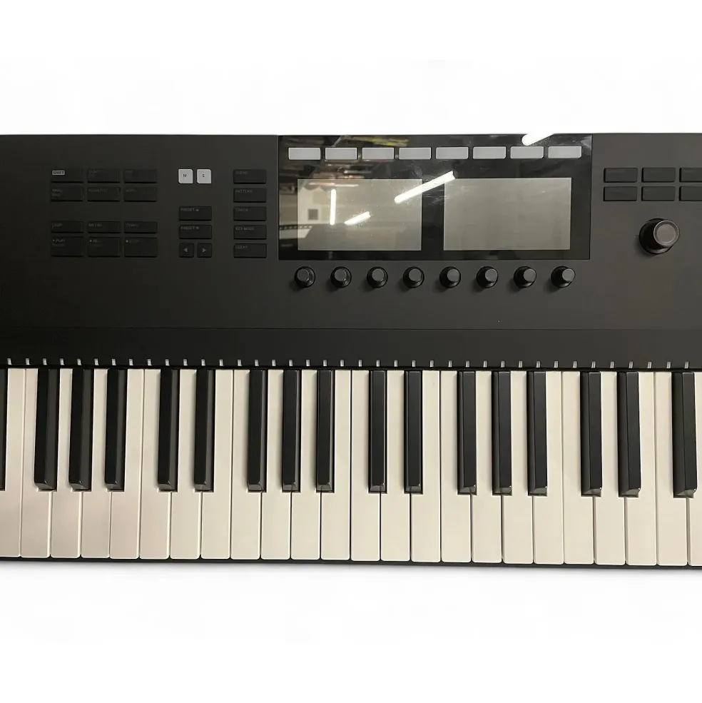 Used KOMPLETE KONTROL S88 MK 2 MIDI Controller