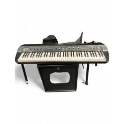 Used KORG SV173 73 Key Stage Piano
