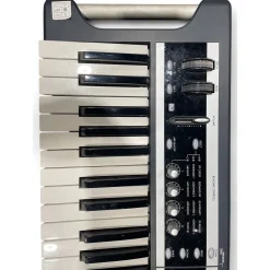 Used KORG X50 61 Key Synthesizer