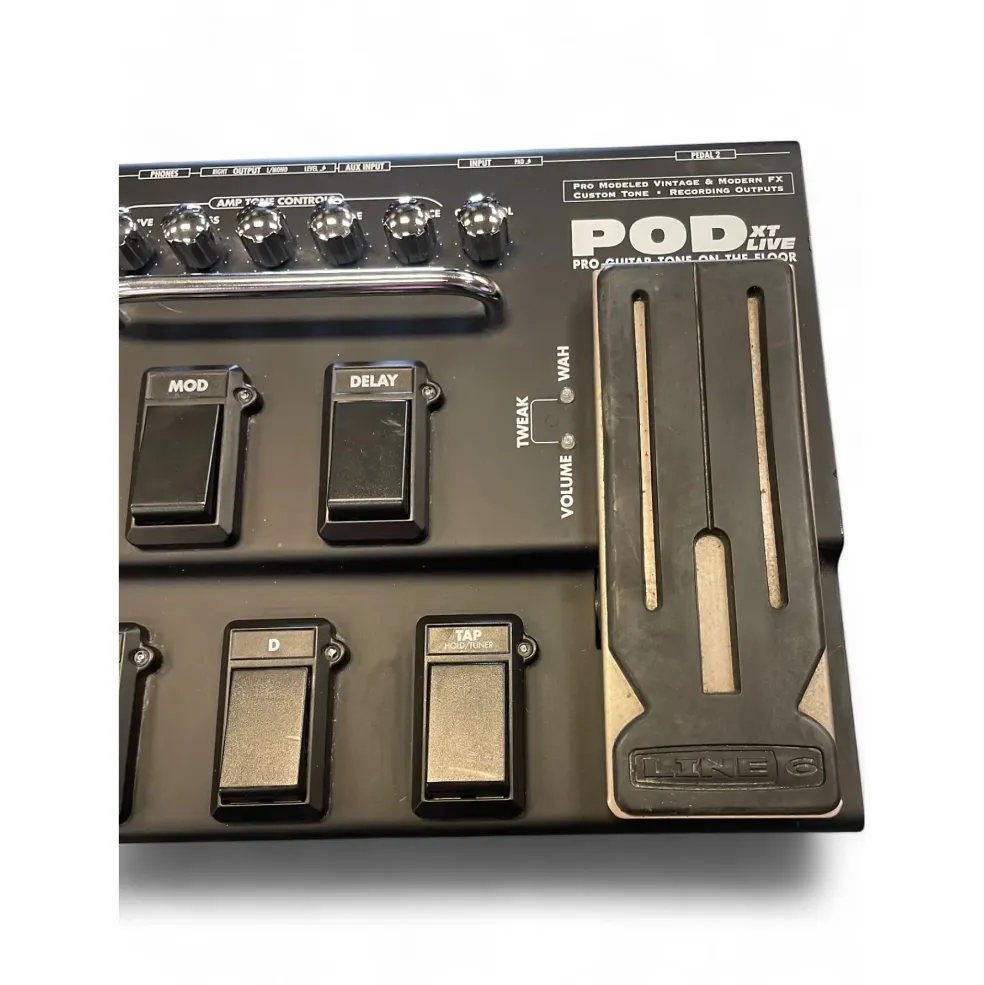 Used Line 6 Bass Pod XT Live Bass Effect Pedal
