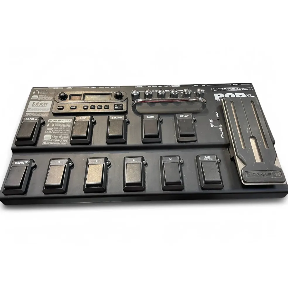 Used Line 6 Bass Pod XT Live Bass Effect Pedal