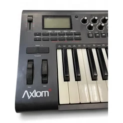 Used M-Audio Axiom 25 Key MIDI Controller