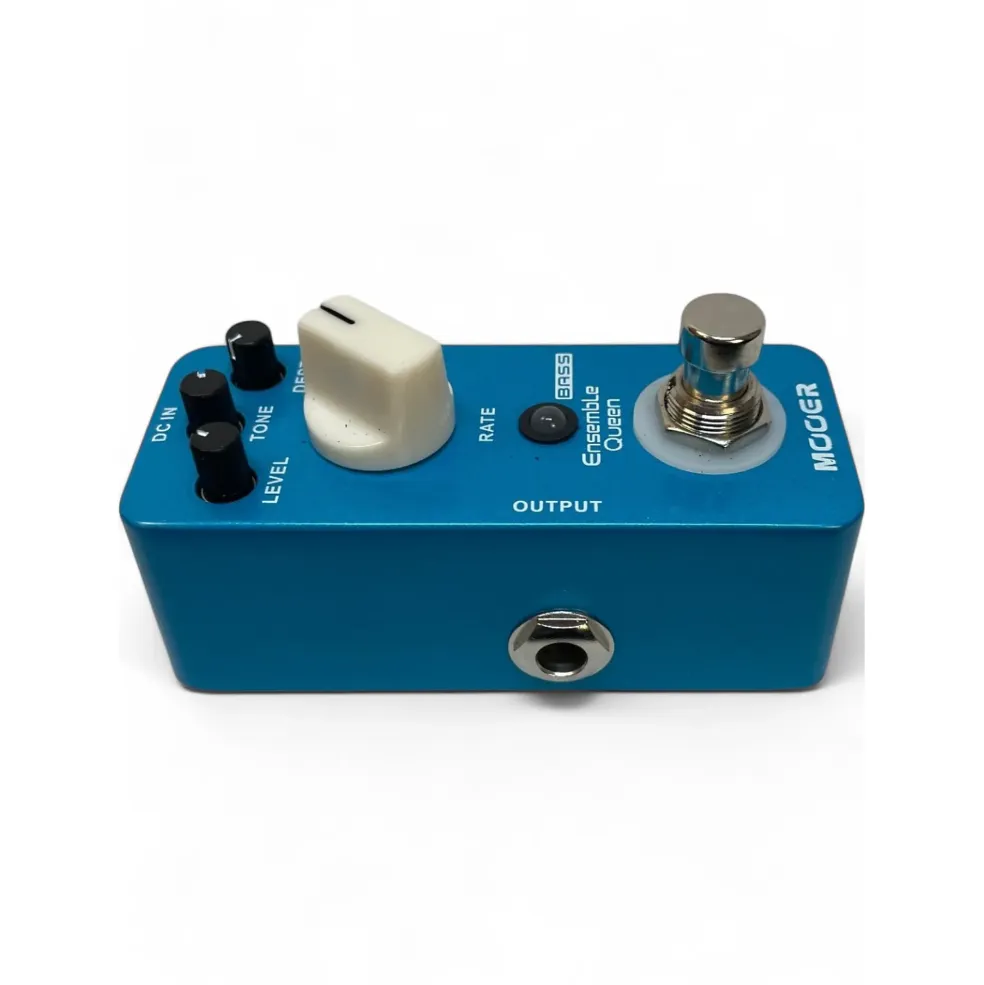 Used Mooer ENSEMBLE QUEEN Bass Effect Pedal
