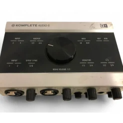 Used Native Instruments KOMPLETE AUDIO 6 Audio Interface