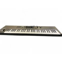 Used Native Instruments Komplete Kontrol S49 MKII MIDI Controller