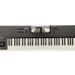 Used Native Instruments Komplete Kontrol S61 MK2 MIDI Controller