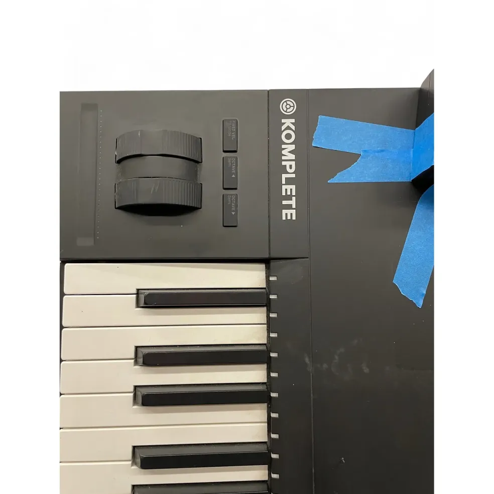 Used Native Instruments Komplete Kontrol S49 MIDI Controller