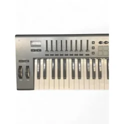 Used Novation Launchkey 61 Key MIDI Controller