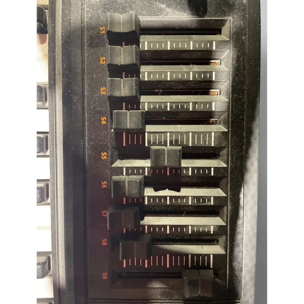 Used Roland A 800 PRO MIDI Controller