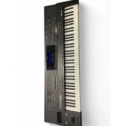 Used Roland G1000 Arranger Keyboard
