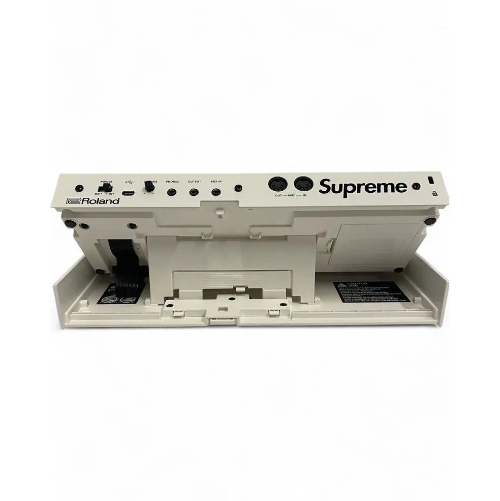 Used Roland JU06A SUPREME Synthesizer