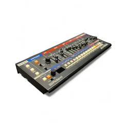 Used Roland JU-06A Synthesizer
