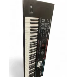 Used Roland juno ds 61 Synthesizer