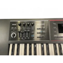 Used Roland JUNO DS 61 Synthesizer