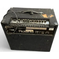 Used Roland KC550 1x15 180W Keyboard Amp