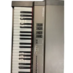 Used Roland rd100 Stage Piano