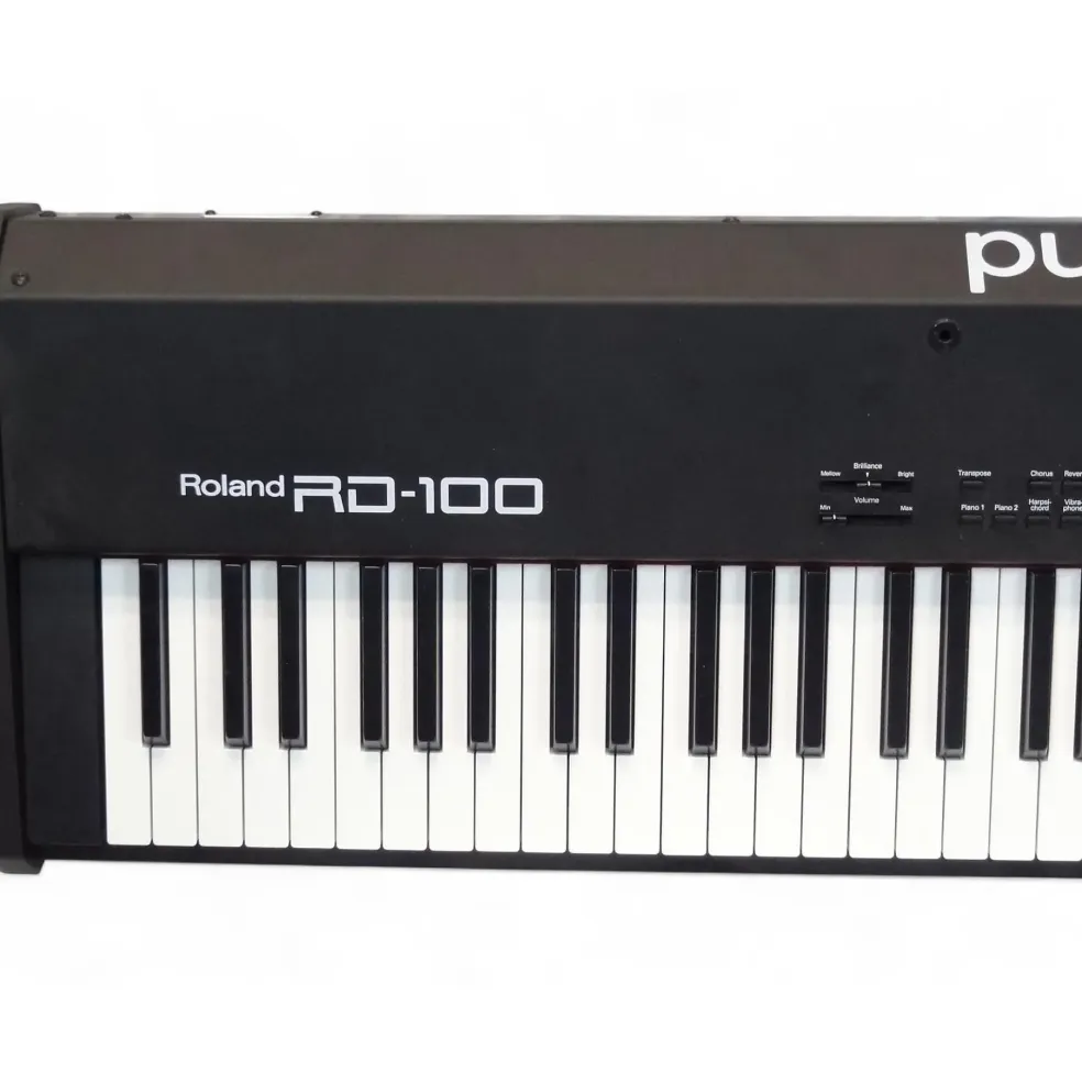 Used Roland RD-100 WITH HARD CASE Stage Piano