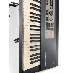 Used Roland XV-88 Synthesizer