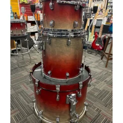 Used TAMA 3 piece Starclassic Satin Burgandy Drum Kit