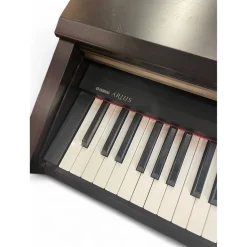 Used Yamaha ARIUS YPD 181 Digital Piano
