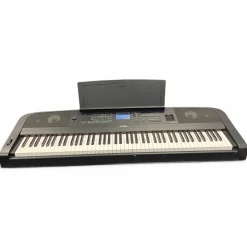 Used Yamaha DGX670 Digital Piano