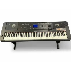 Used Yamaha DGX660 Portable Keyboard
