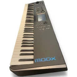 Used Yamaha modx6+ Synthesizer