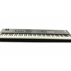 Used Yamaha MX88 Synthesizer