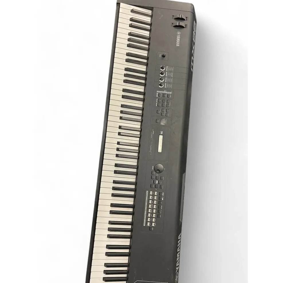 Used Yamaha MX88 Synthesizer
