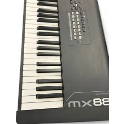 Used Yamaha MX88 Synthesizer