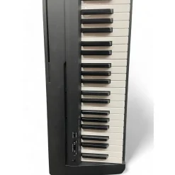 Used Yamaha P115 Digital Piano