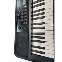 Used Yamaha PSR 383 Digital Piano
