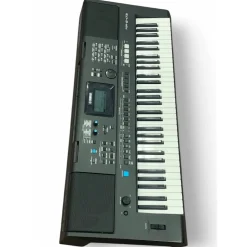 Used Yamaha PSRE473 61 Key Portable Keyboard