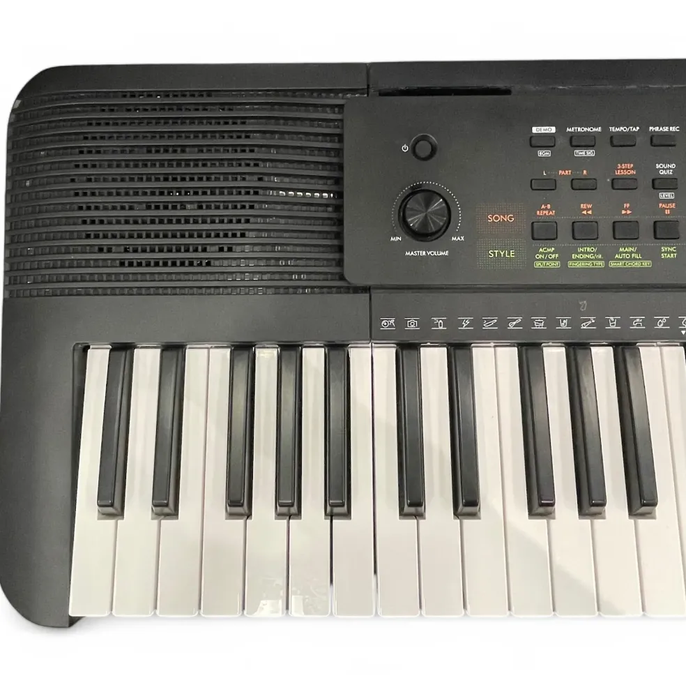 Used Yamaha PSR-E283 Portable Keyboard
