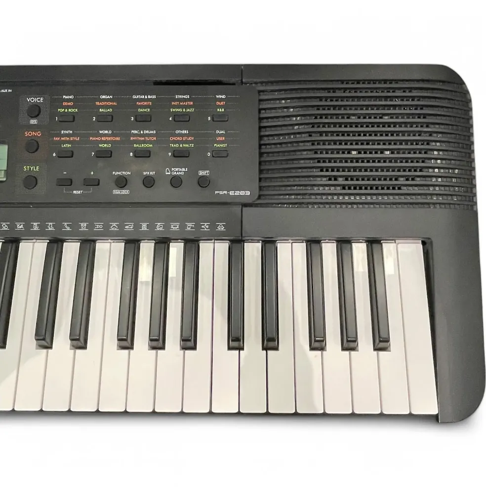 Used Yamaha PSR-E283 Portable Keyboard