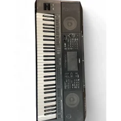 Used Yamaha PSR-SX900 61 Key Arranger Keyboard