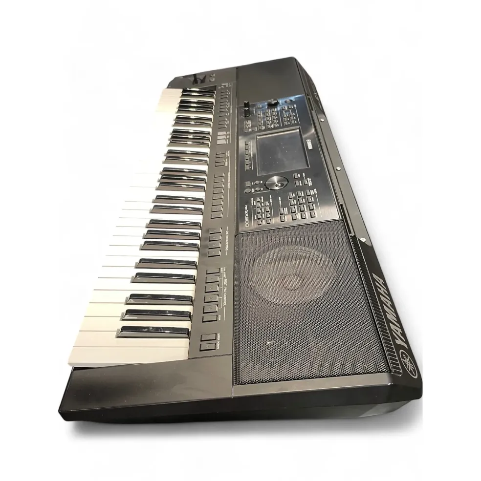 Used Yamaha PSR-SX900 Arranger Keyboard