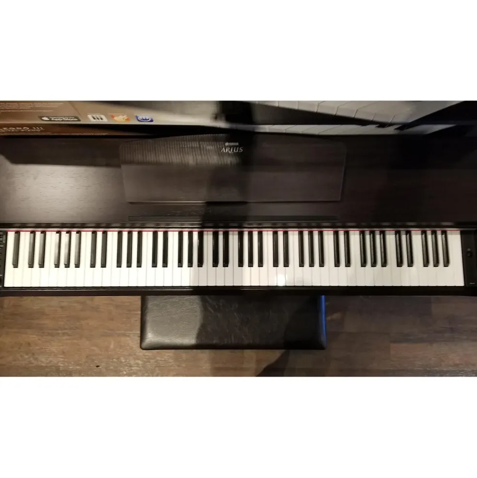 Used Yamaha YDP135R 88 Key Digital Piano
