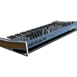 Waldorf Quantum MKII 16-Voice Hybrid Wavetable Synthesizer Keyboard