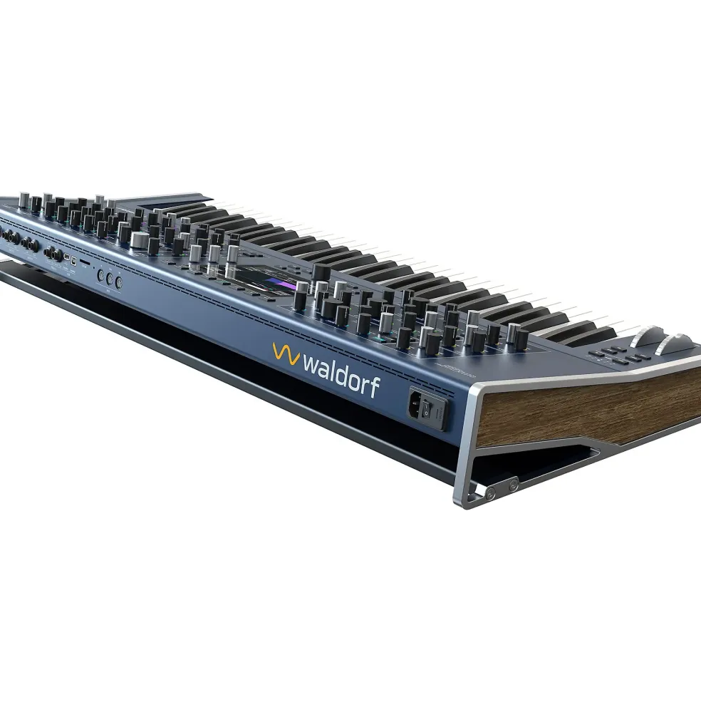 Waldorf Quantum MKII 16-Voice Hybrid Wavetable Synthesizer Keyboard