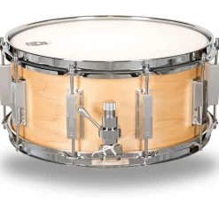 WFLIII Drums Classic Wood Maple Snare Drum With Chrome Hardware 14 x 5 in.