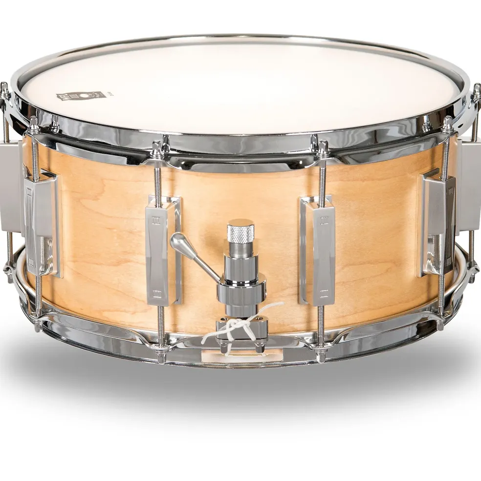 WFLIII Drums Classic Wood Maple Snare Drum With Chrome Hardware 14 x 5 in.