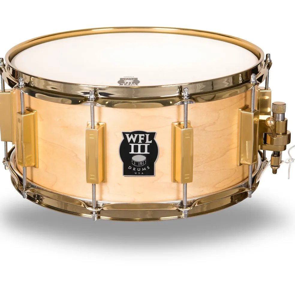 WFLIII Drums Classic Wood Maple Snare Drum With Gold Hardware 14 x 5 in.