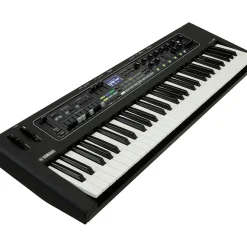 Yamaha CK61 61-Key Portable Stage Keyboard
