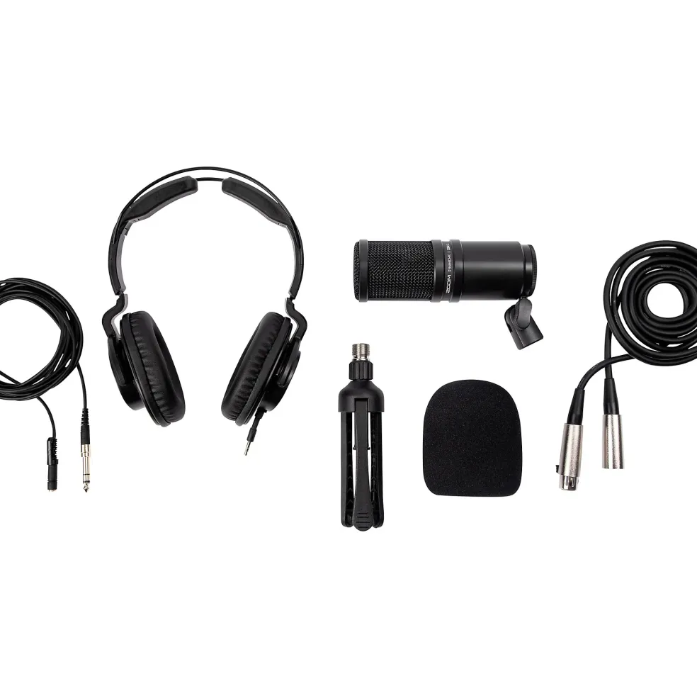 Zoom ZDM-1 Podcast Accessory Bundle
